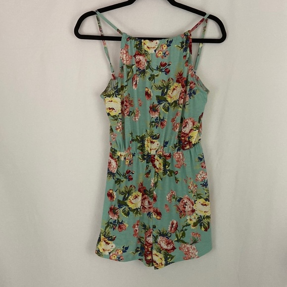 Shein Light Green Floral Sleeveless Romper Size Small - Picture 1 of 9